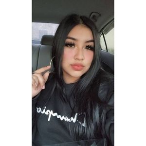 Meet your Posher, Stefanni